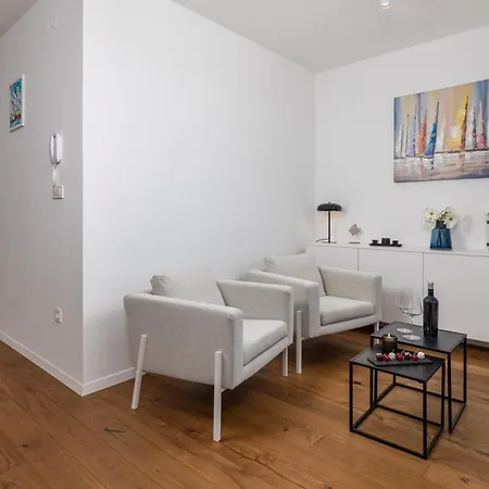 Luxury Mon Soleil 2 Apartment