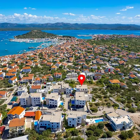 Luxury Mon Soleil 2 *